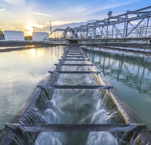 Zařízení na čištění vody