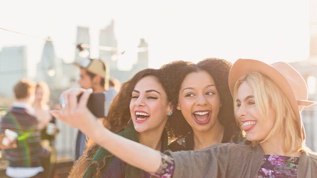 Jak používat aplikátor na bělení zubů?